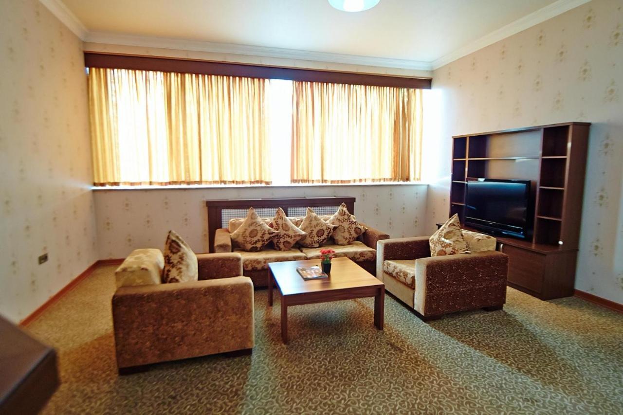 Grand Nakhchivan Hotel Eksteriør billede