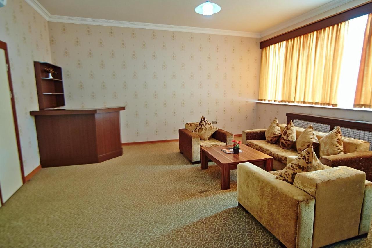 Grand Nakhchivan Hotel Eksteriør billede