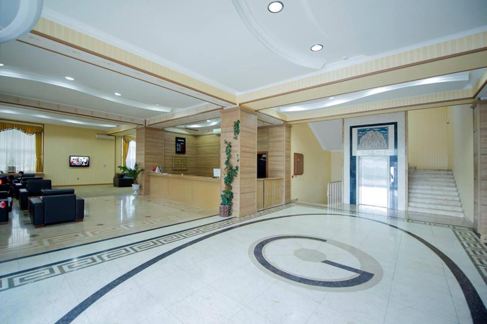 Grand Nakhchivan Hotel Eksteriør billede