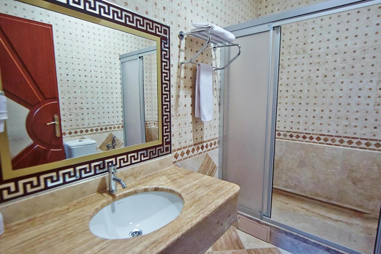 Grand Nakhchivan Hotel Eksteriør billede
